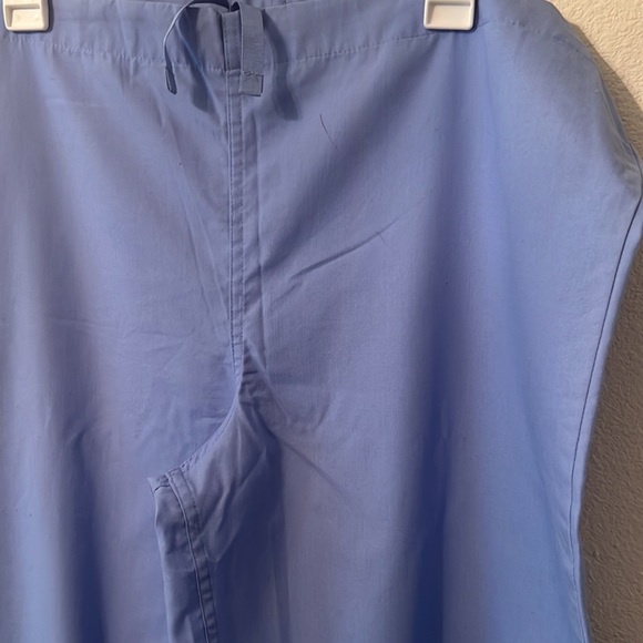 Scrub set. - Picture 7 of 8